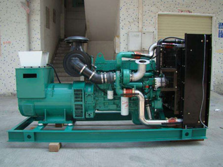 轮台1100kw康明斯柴油发电机组图片 轮台1100kw康明斯柴油发电机组图片